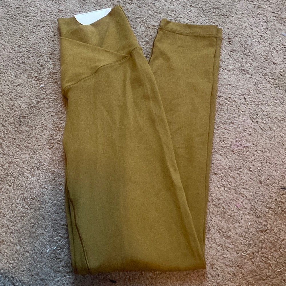 Offline By Aerie Real Me Crossover Leggings nwt